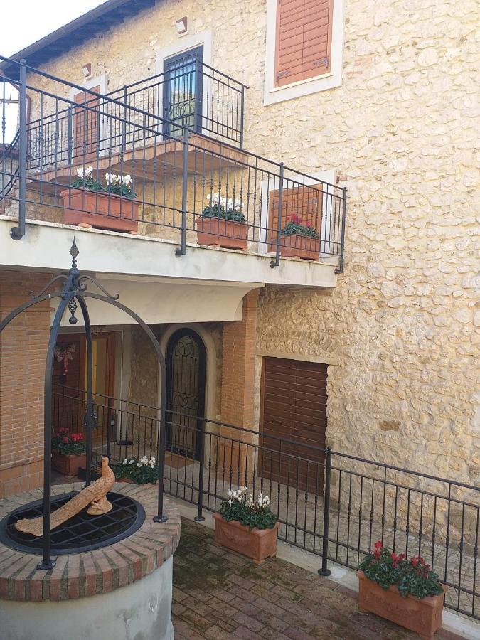 Casale Dei Priori Bed & Breakfast Rocca Massima Ngoại thất bức ảnh