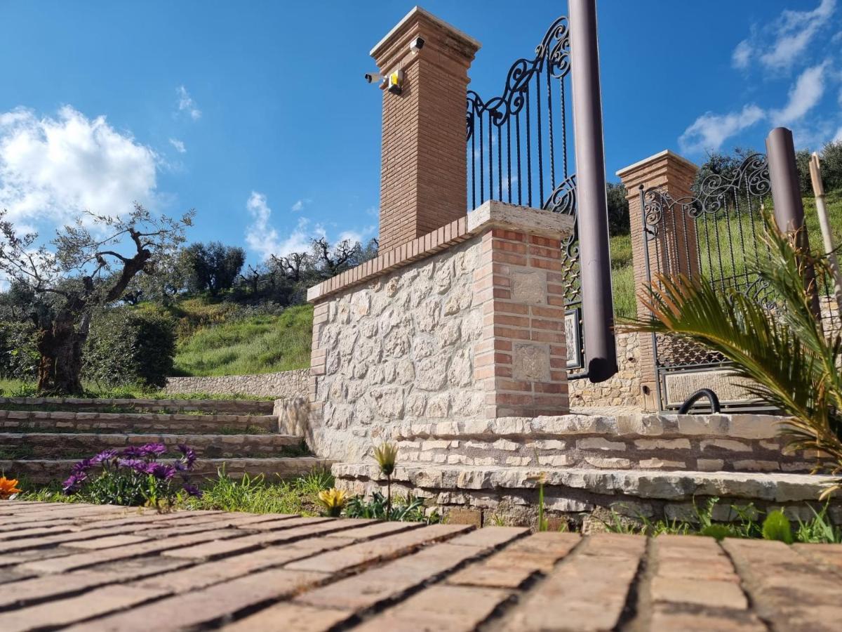 Casale Dei Priori Bed & Breakfast Rocca Massima Ngoại thất bức ảnh