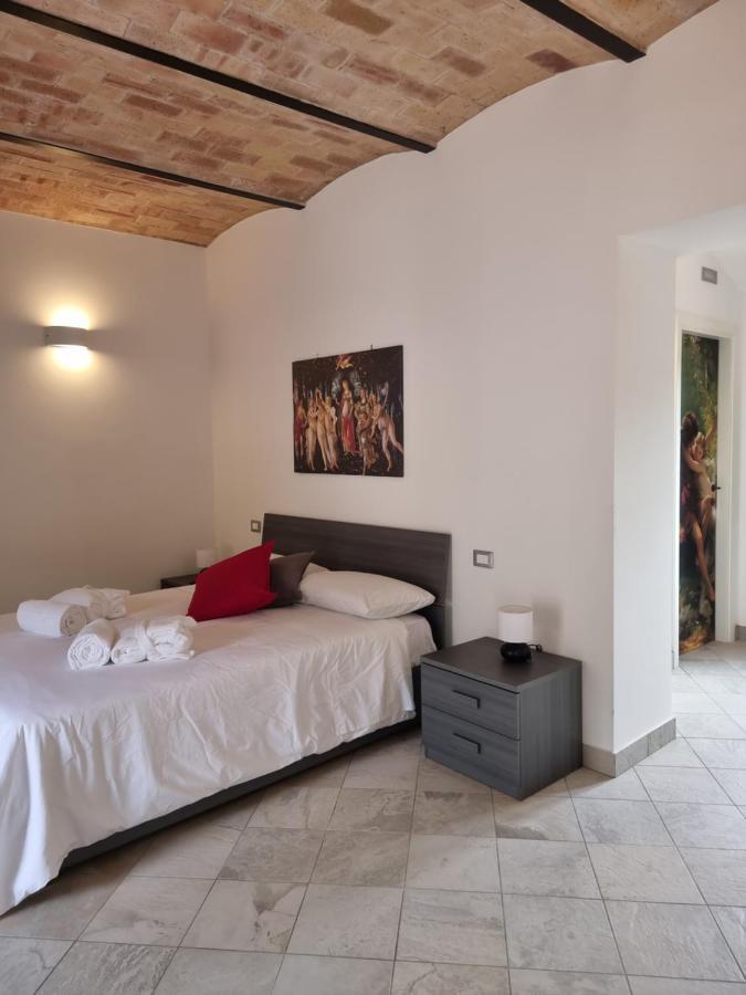 Casale Dei Priori Bed & Breakfast Rocca Massima Ngoại thất bức ảnh